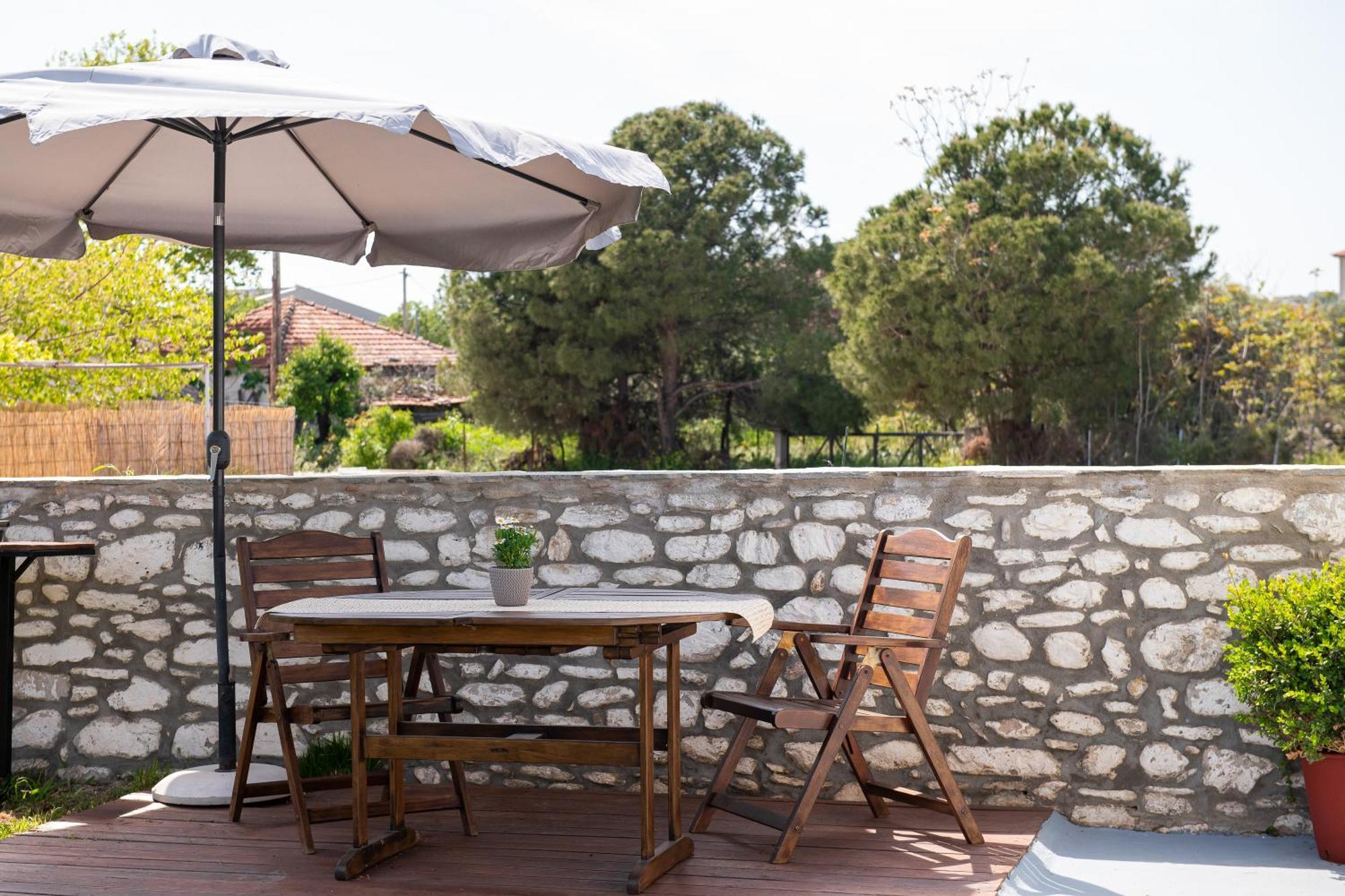 Kentrikon Rooms III & Mint House Limenaria  Exterior photo