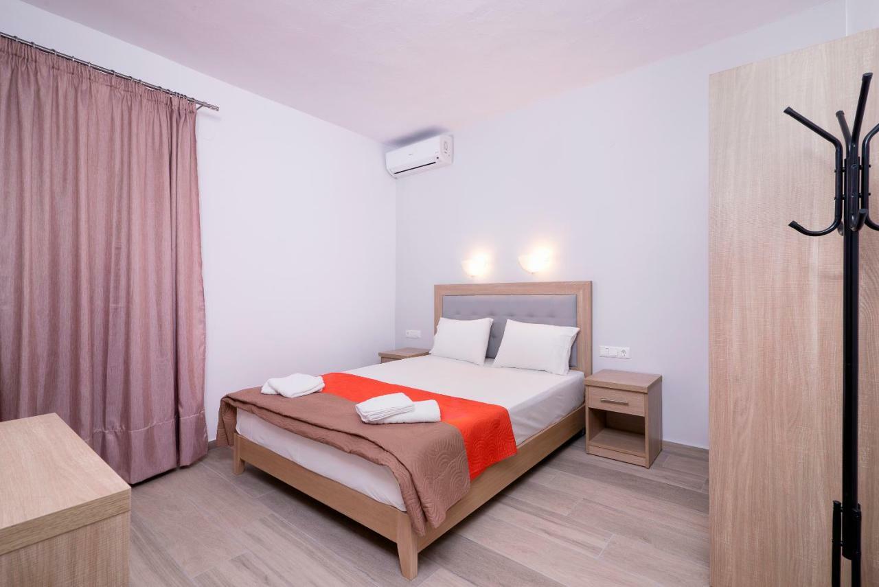 Kentrikon Rooms III & Mint House Limenaria  Exterior photo